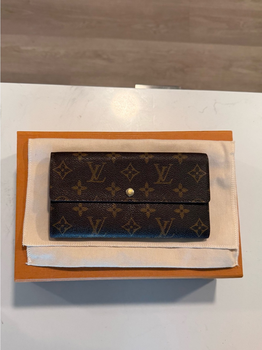 Louis Vuitton Monogram Canvas Trifold Wallet W/Insert & Chain For Crossbody Wear - Picture 3 of 10